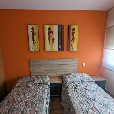 Апартаменти Piso Completo Y Moderno, Бургос Екстер'єр фото